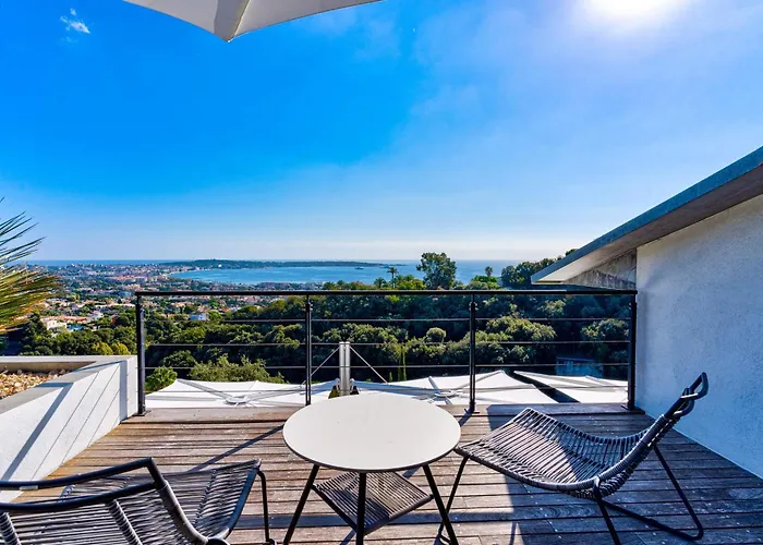 Villa Bambou Bei Cannes Mit Blick Auf Cap Antibes