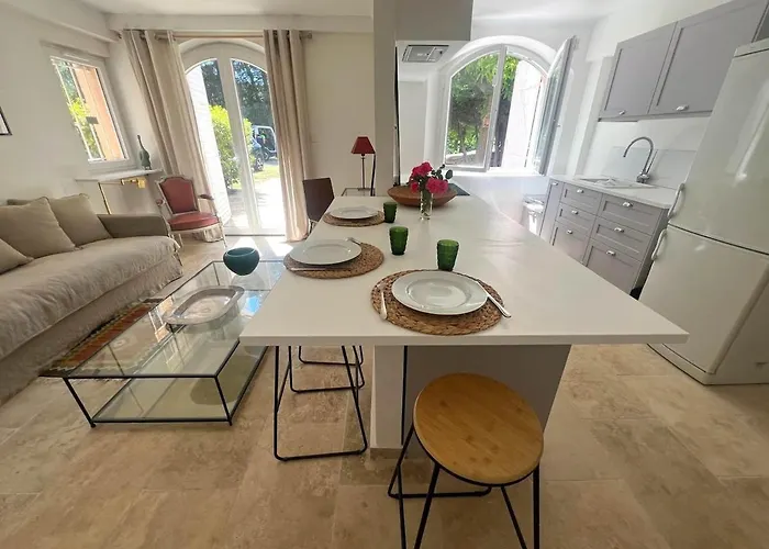 Appart 60 m2 climatisé dans une maison provençale