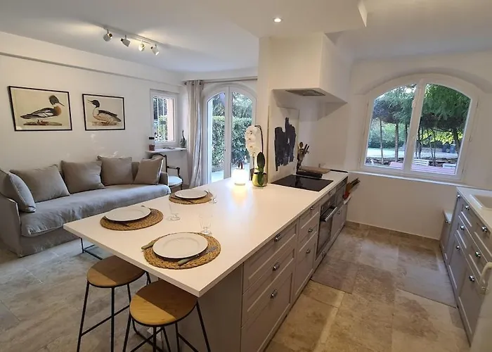 Appart 60 m2 climatisé dans une maison provençale