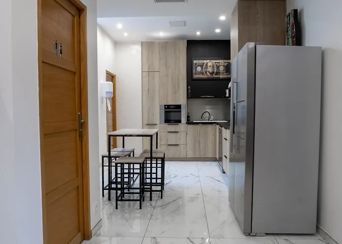 Suites du Château GrandClément - Séjournez dans un château - Piscine, Parc&Parking - Lyon 10 min - Événements sur devis