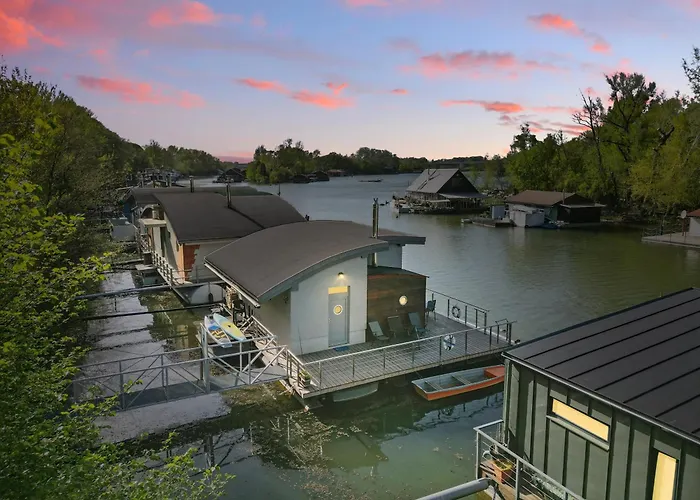 Sunset View Housboat With Sundeck,Ac&Heating