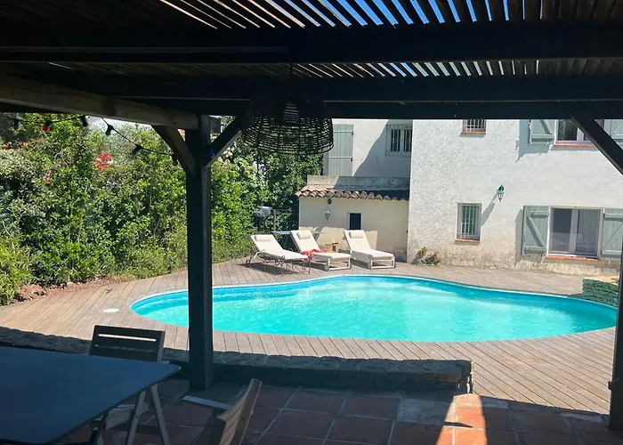 Charming quiet pool villa