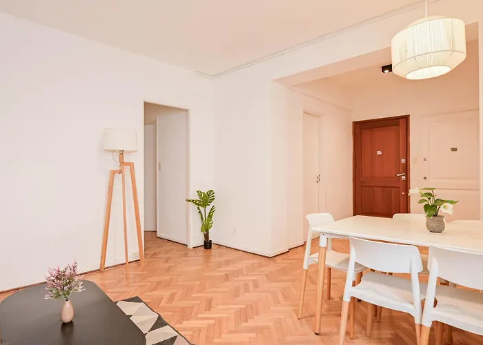 Mot Laprida 1300 - 3 Bd 2 Ba In Recoleta