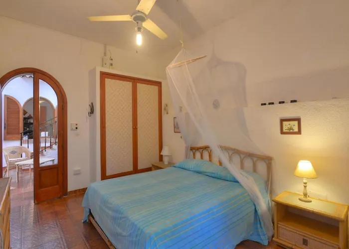 Holiday Home With Private Pool In Fanusa