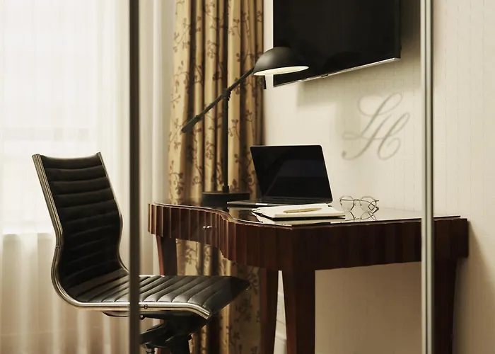 L'Hermitage Hotel