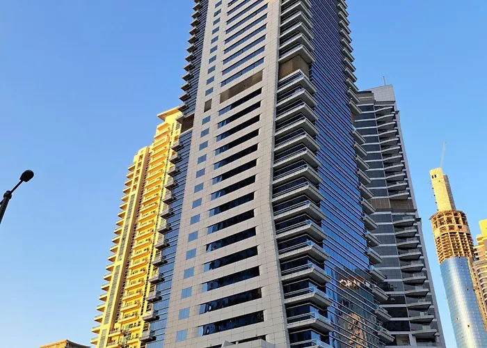 Barcelo Residences Marina