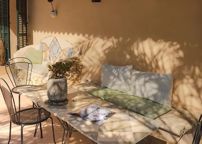 Casa Mona, Turismo De Interior