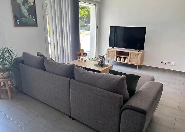 Villa LES ALIZES Côté jardin - Bord de mer