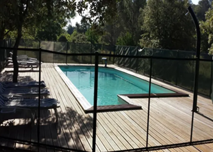 Villa spacieuse à Flassans-sur-Issole avec piscine privée
