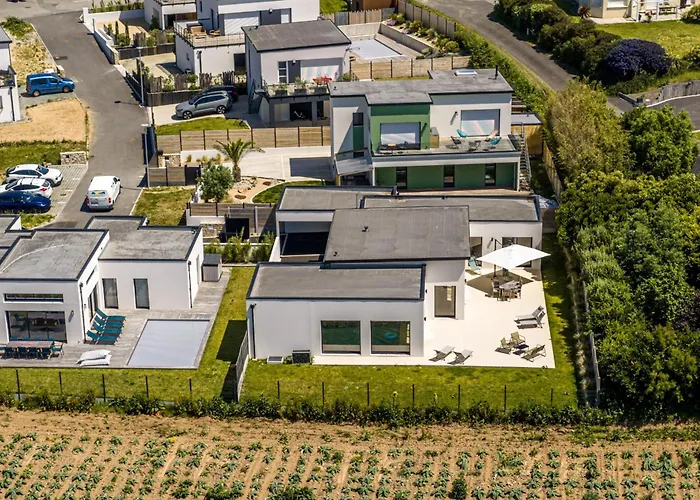 Magnifique maison vue mer avec piscine intérieure