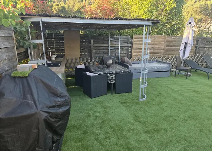 Charmant Mobil home avec piscine privative