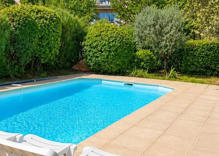 Très belle villa 17 avec piscine