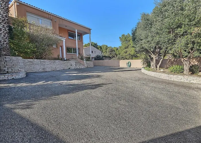 Villa Exotique, Luxueux, Piscine, Calme, Parking