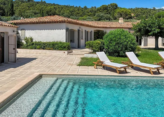 Beautiful Provencal House With Swimming Pool