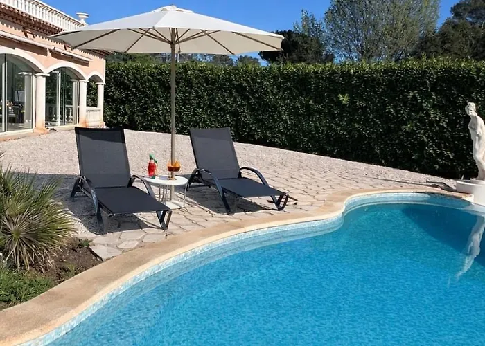 Exceptional Villa Pool & Large Garden