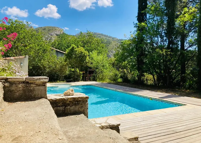 Villa De La Baume