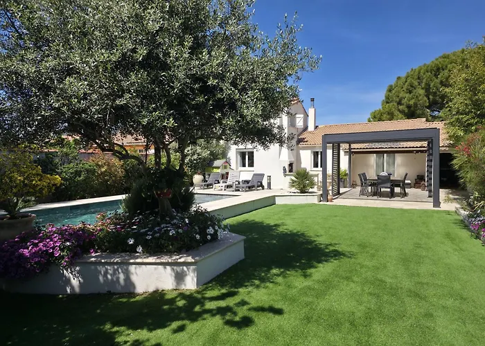 Superbe Villa Lisena au calme en centre-ville - plages à 15 min - cadre idéal