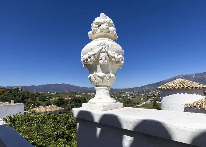 052 Sea Views Villa La Rosa 5 Bed 4 Bath & Heated Pool