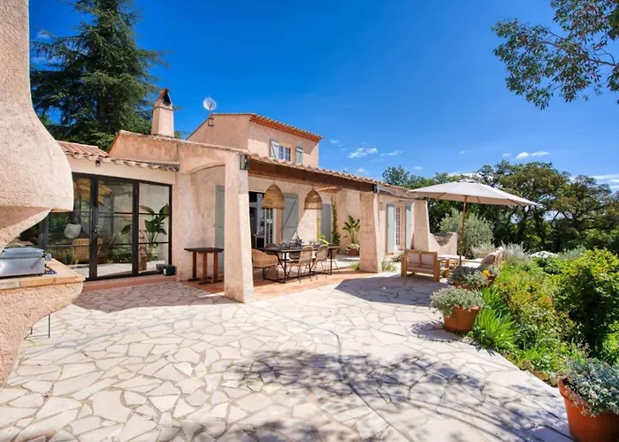 Villa Silia In The Gulf Of Saint-Tropez In A Natural Setting