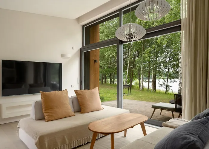 Ivis House Lakeside Retreat In Vilnius