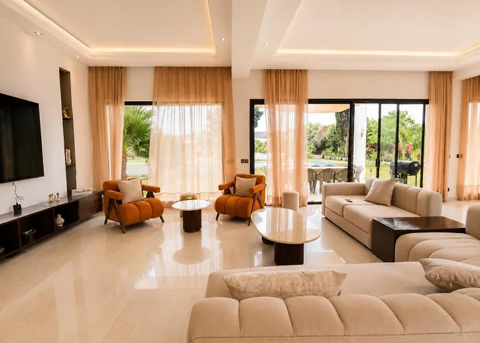 Villa Palm Oasis Dar Bouazza 300M2 Piscine 3 Suites - 4 Chambres - Homecity Signature Casablanca