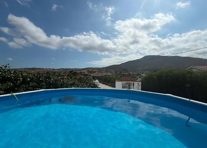Countryside Escape Just Minutes From The Coast