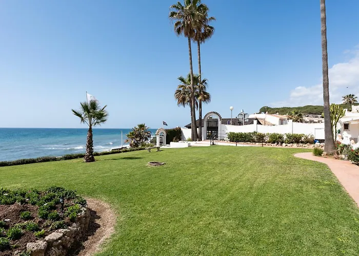 Ct 406 - Faros' Royal Beach - Beachfront Apartment