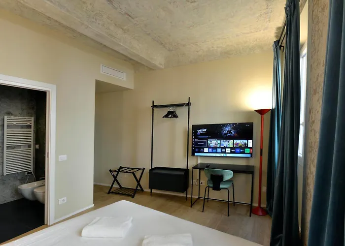Bmi Florence Rooms