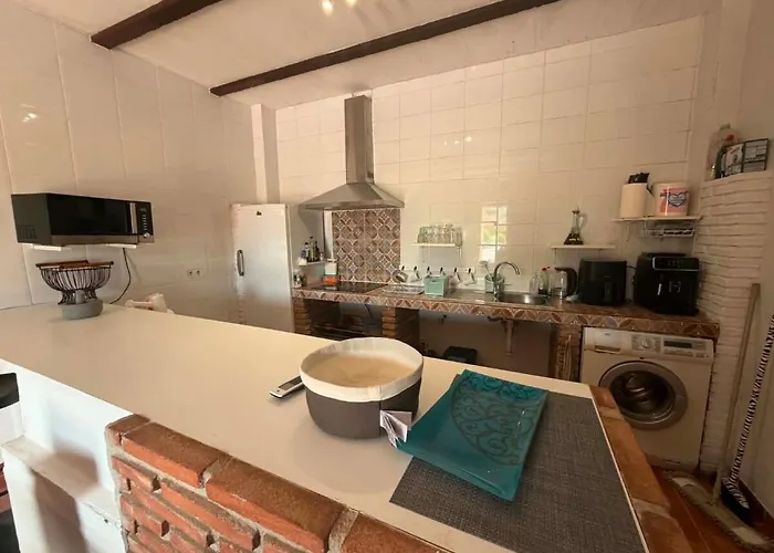 Countryside Escape Just Minutes From The Coast