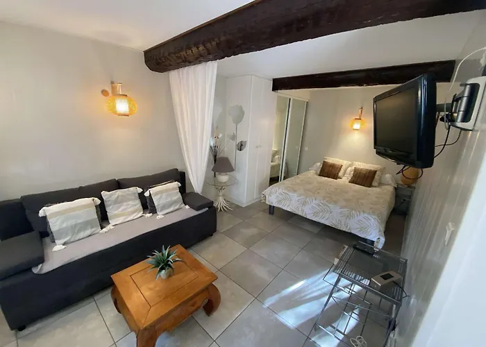 Résidence 665-bandol - Magnifique Rez de villa T1 bis à Bandol MAE-0974