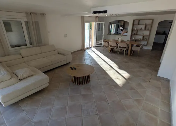 Horizon Etang Villa avec piscine et vue panoramique