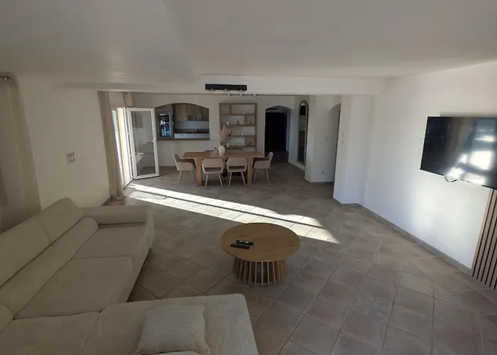 Horizon Etang Villa avec piscine et vue panoramique
