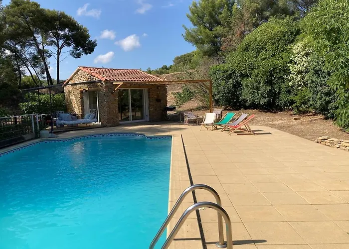 Charming House In Provence With Pool
