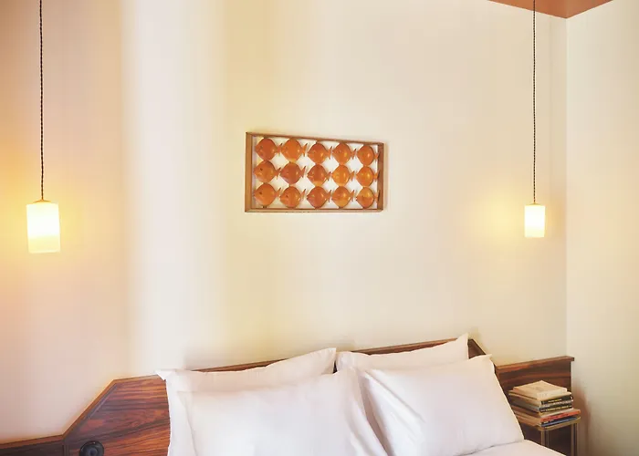 Hôtel Présent - Entrée autonome, réception en ligne - Encore Mieux