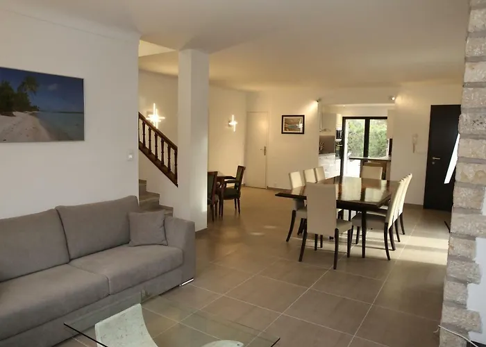 Villa Roquefort Les Pins