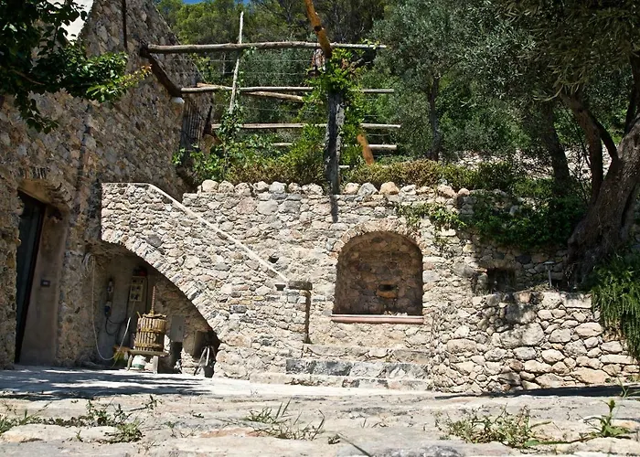 Casa Vacanze A Lea L'Ua