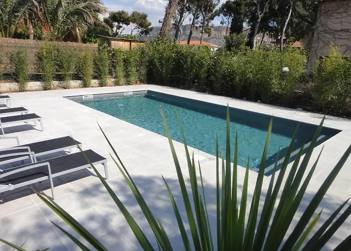 Home Cassis - Maison Les Calanques - Piscine chauffée à 30c