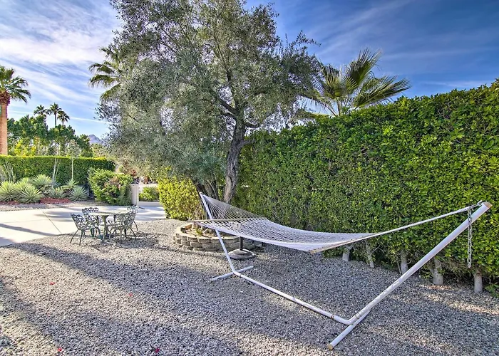 Palm Springs Oasis W/ Pool & Golf Course Views!